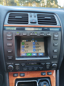 Лексус LS400 99' (5 фото из 5)