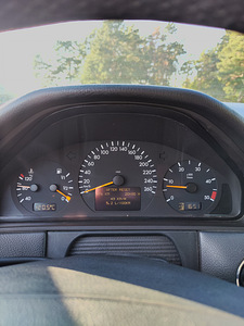 Продается Mercedes Benz E220 Cdi Elegance (8 фото из 10)