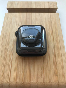 Apple Watch Series SE 40mm Space Grey Case / Midnight Band (2 foto / 10)