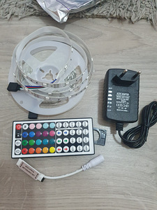 RGB led riba 5m+pult+adapter! UUS! (3 foto / 7)