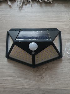 Päikesepaneeliga LED lamp liikumisanduriga! UUS! (3 foto / 5)