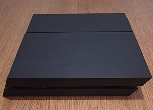 Sony Playstation 4 1TB + 1 Mängupult | Originaalne (2 foto / 4)