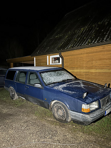 Volvo 740 2.0 82kw (2 foto / 7)