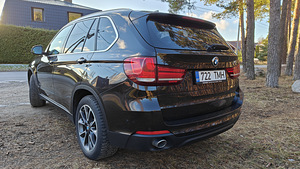 BMW X5 F15 xDrive Cold Climate 3.0D 190kW (3 foto / 11)