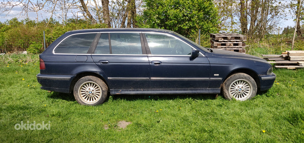 BMW 525