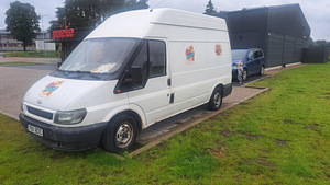 Ford Transit фудтрак (1 фото из 8)