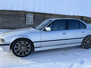 BMW E38 730d 2001г - Регистрационный сбор оплачен (7 фото из 11)