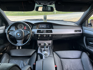 BMW 530d 2008a M-pakett (8 foto / 11)
