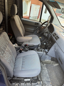 Ford Transit Connect 2009 (5 foto / 6)