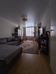 Kangelaste prospekt 16, Pähklimäe, Narva, Ida-Virumaa (7 foto / 10)