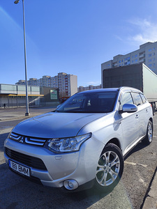 Müün autot (5 foto / 8)