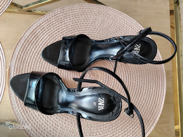 Туфли на каблуке ZARA