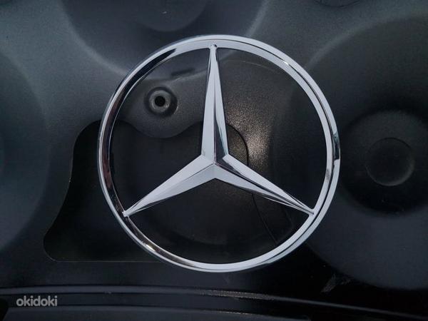 Mercedes-Benz GL märk (foto #1)