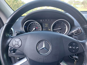 Mercedes-Benz GL 350 CDI 4MATIC 3.0 165KW 2011 (8 foto / 15)