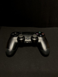 Playstation 4 pult (1 foto / 7)