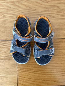 Laste Timberlandi sandaalid (4 foto / 5)