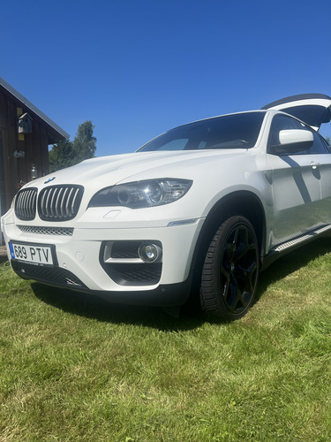 BMW X6 40d
