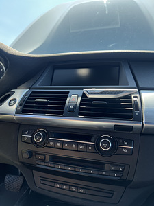 BMW x6 40d (7 foto / 15)