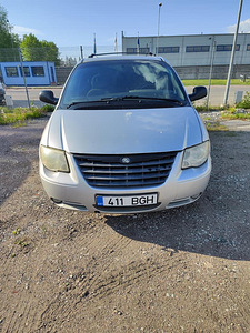 Chrysler Voyager 2.8 crd 110kw 2005 (2 foto / 8)