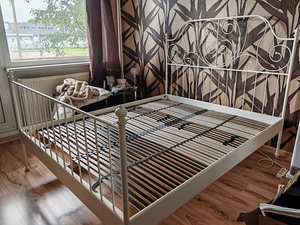 IKEA voodi 200x160 (1 foto / 2)