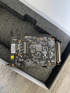 Videokaart AMD Radeon RX 6500 XT 4 GB (2 foto / 2)
