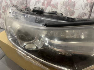 Parempoolne esituli Honda Accord 2011 aastast