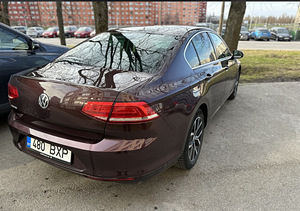 Volkswagen Passat 1.8 (5 foto / 15)