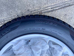 225/55R17 Pirelli Sottozero 3 (7 foto / 7)