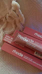 Rhode Peptide Lip Tint