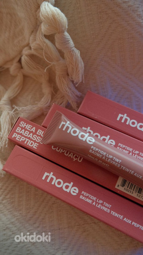 Rhode Peptide Lip Tint