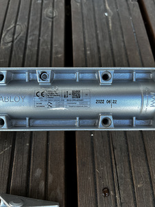 Дверной доводчик Abloy DC300 (5 фото из 5)