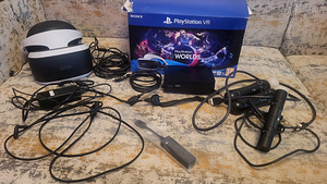 Playstation VR worlds (1 фото из 1)