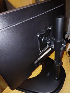Monitor (3 foto / 3)