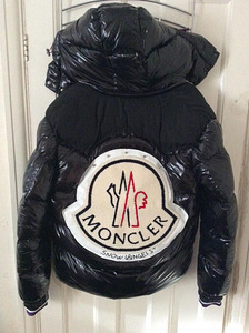 Moncler Palm Angels jope (3 foto / 3)