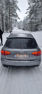 Audi A4 B8, 2010 ,2.0TDI Quattro, 105kW . (2 foto / 9)