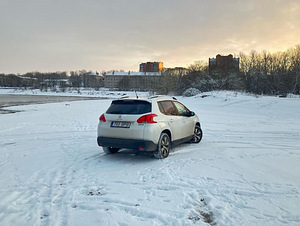 Peugeot 2008 1.2 60kW (4 foto / 15)