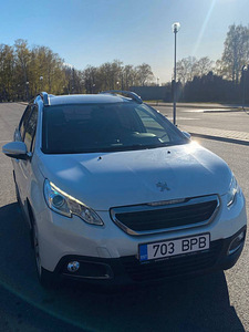Peugeot 2008 , 2015a (2 foto / 10)