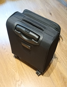 CarryOn чемодан 53 x 33 x 23 (2 фото из 5)