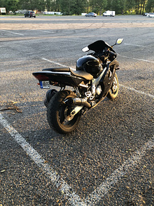 Honda cbr 600 F4 (5 foto / 6)