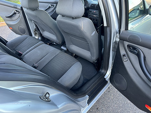 Seat Toledo 1,6 77kw 2005a. (10 foto / 10)