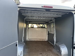Peugeot Boxer 2007a. (13 foto / 14)