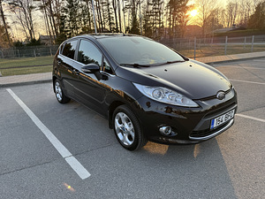 Ford Fiesta 1.6D, 2011a. (3 foto / 15)