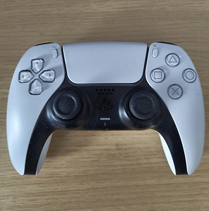 Sony PlayStation 5 (digital) (2 foto / 2)
