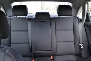 Müüa Audi A4 2001 sedaan (7 foto / 8)