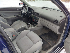 Volkswagen Passat 1.9 96kW (8 foto / 9)