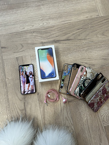 I phone X 64gb (4 foto / 4)