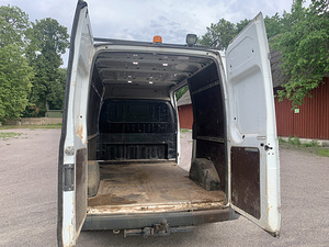 Ford Transit 2.2 103 kW (2013) (5 foto / 6)