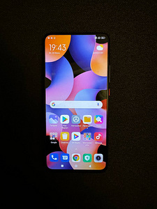 Xiaomi Poco f2 Pro (1 foto / 3)