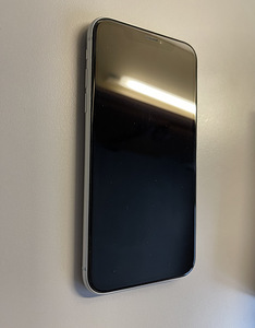Mobiiltelefon Apple iPhone Xr 64GB valge, aku 95% (2 foto / 3)