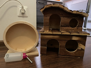 Клетка + аксессуары (3 фото из 3)
